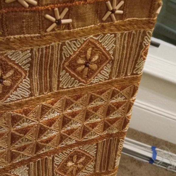 Embroidered and Beaded vest. - Picture 2 of 11